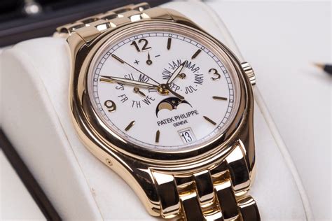 patek philippe annual calendar travel time|Patek Philippe annual calendar moonphase.